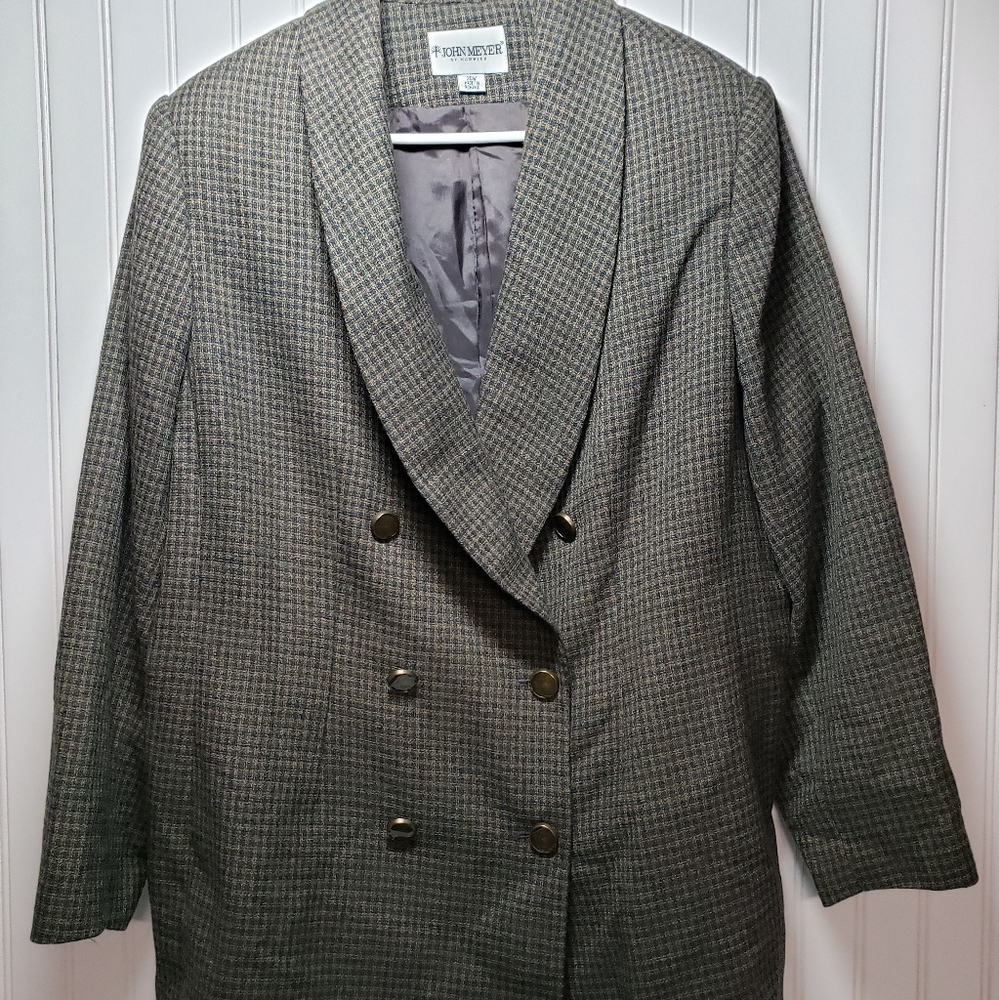 20 W  2 pc. Womens John Meyer Skirt Sui